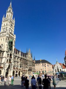 Rathaus-Glockenspiel, Munich, Family travel germany